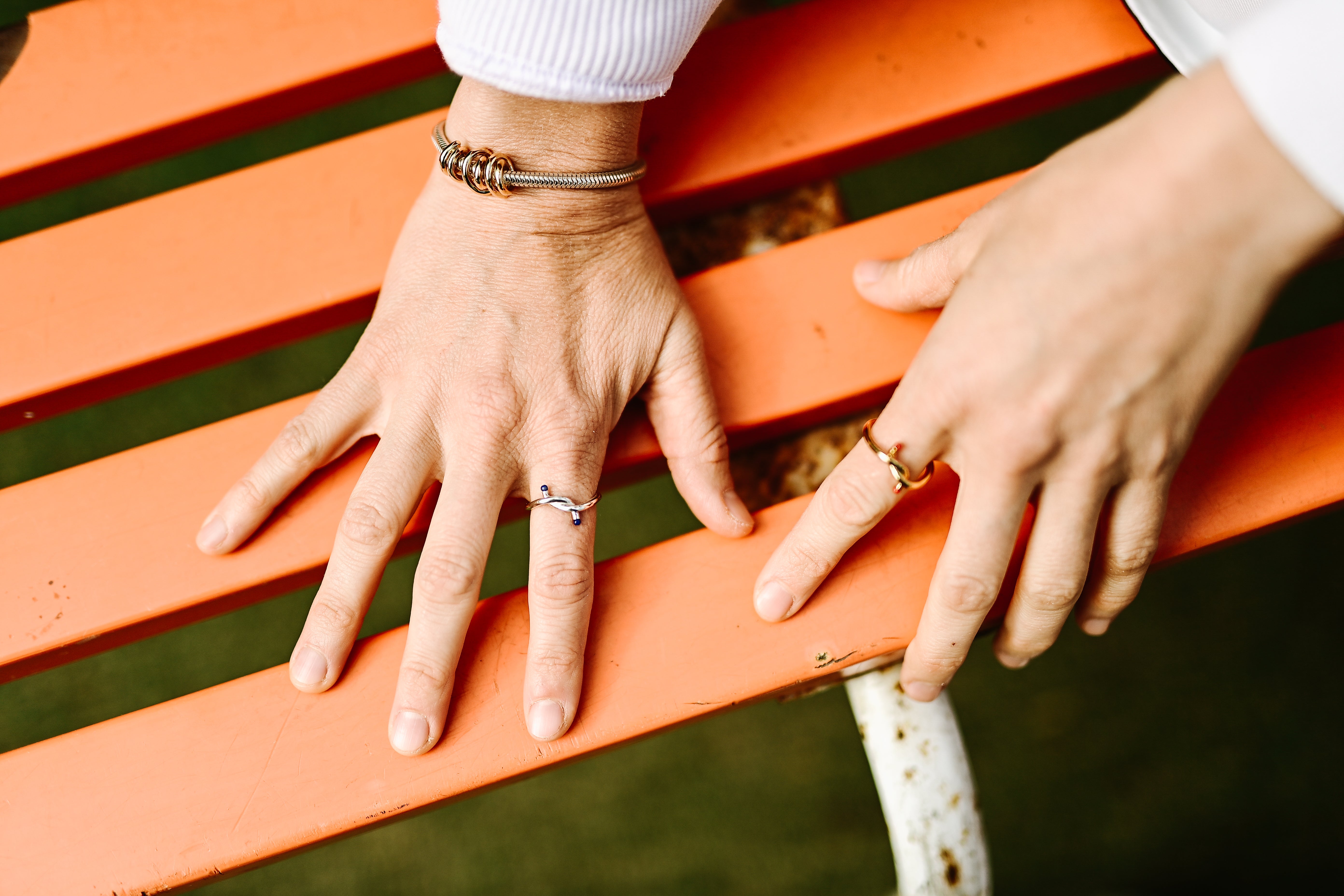 GOLDEN GRIP BRACELET