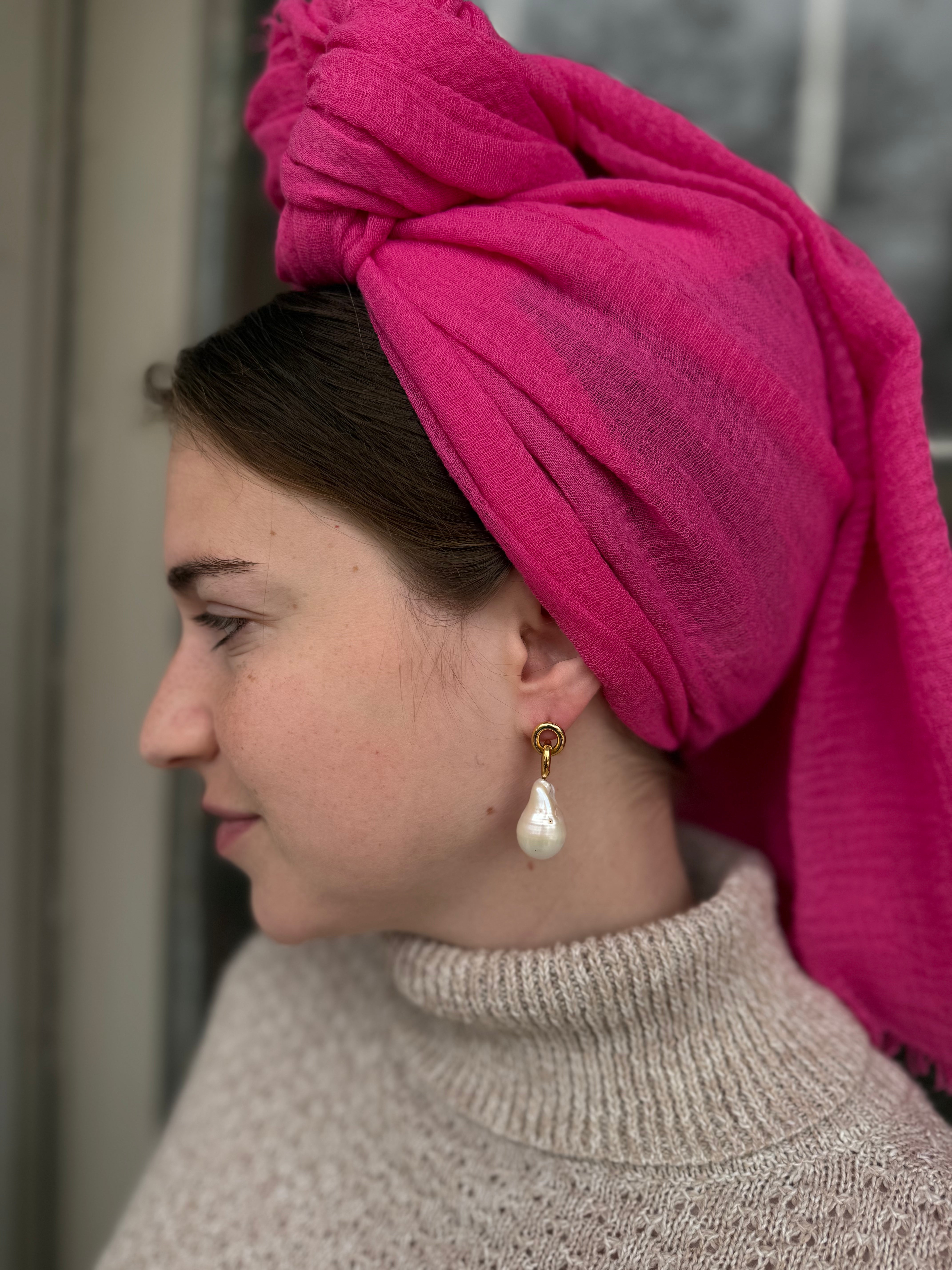 עגילי בארוק מבורכים