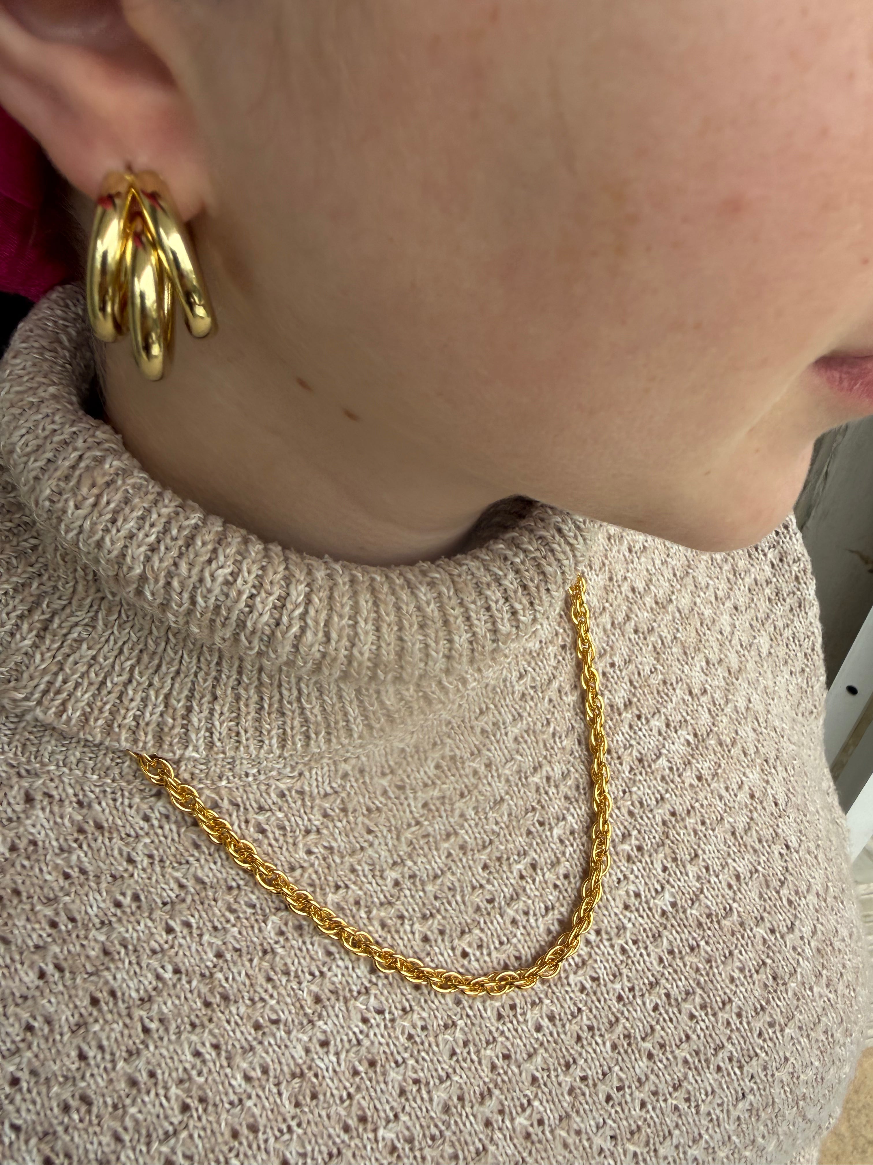 שרשרת מהחיים עצמם