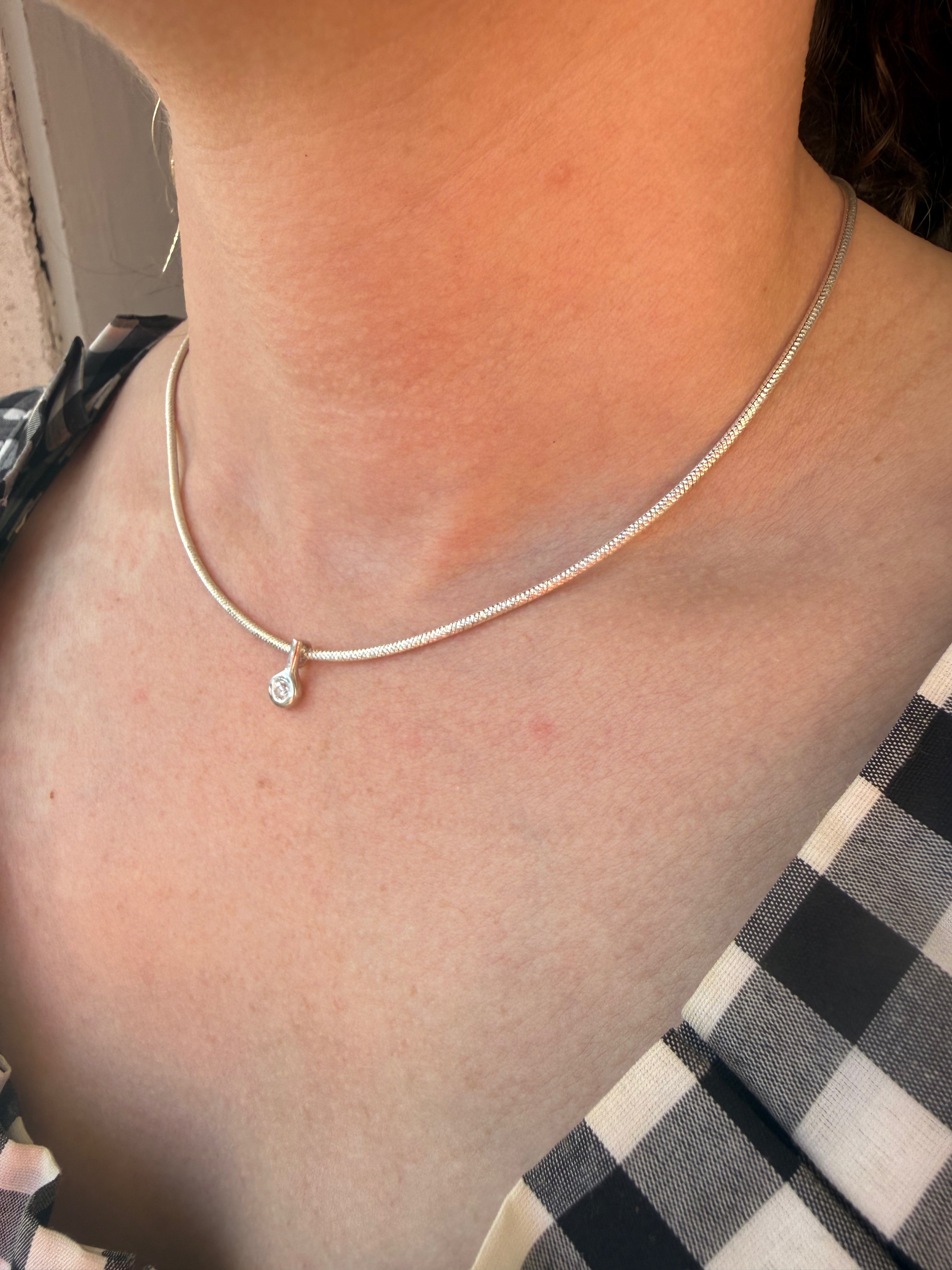 שרשרת שעדיין יש לה את הניצוץ