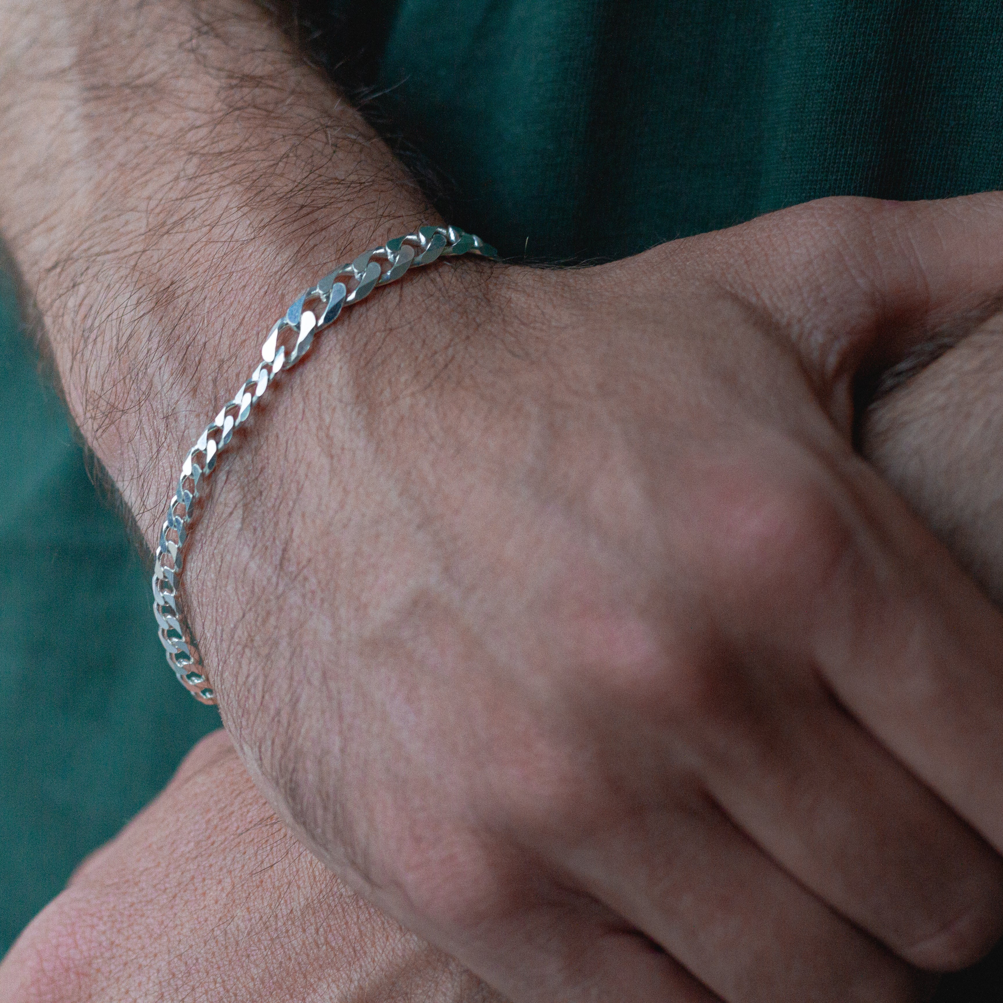 CHAIN REACTION BRACELET