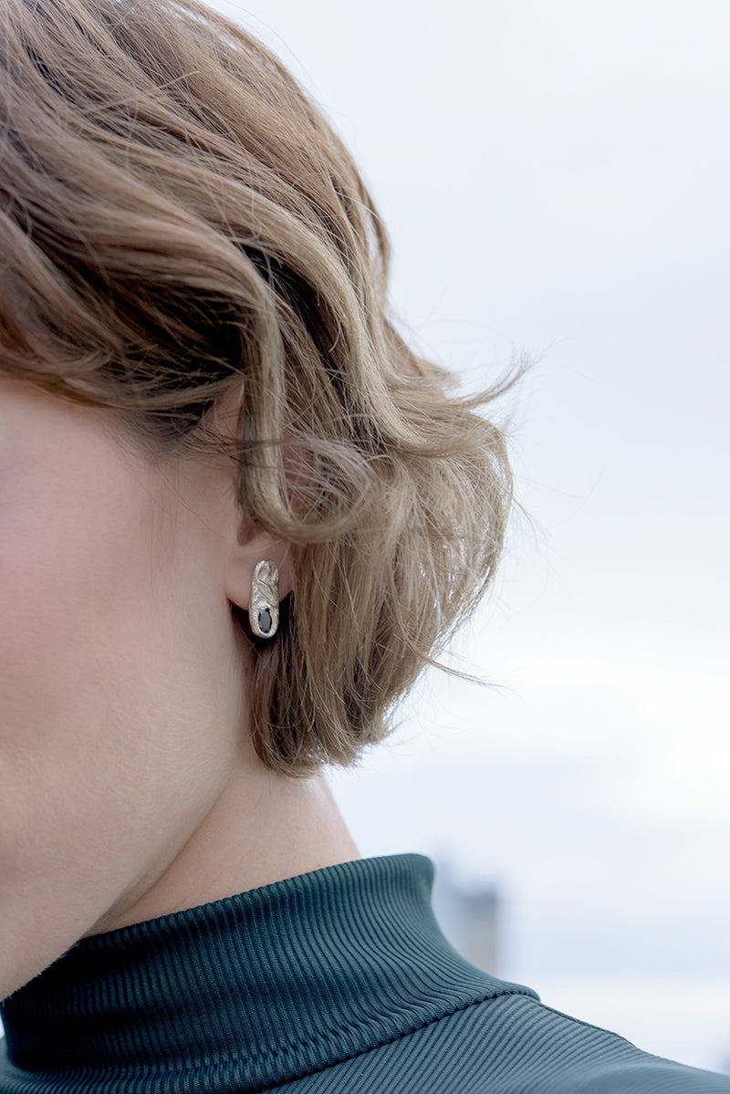 Raw metal //clear oval