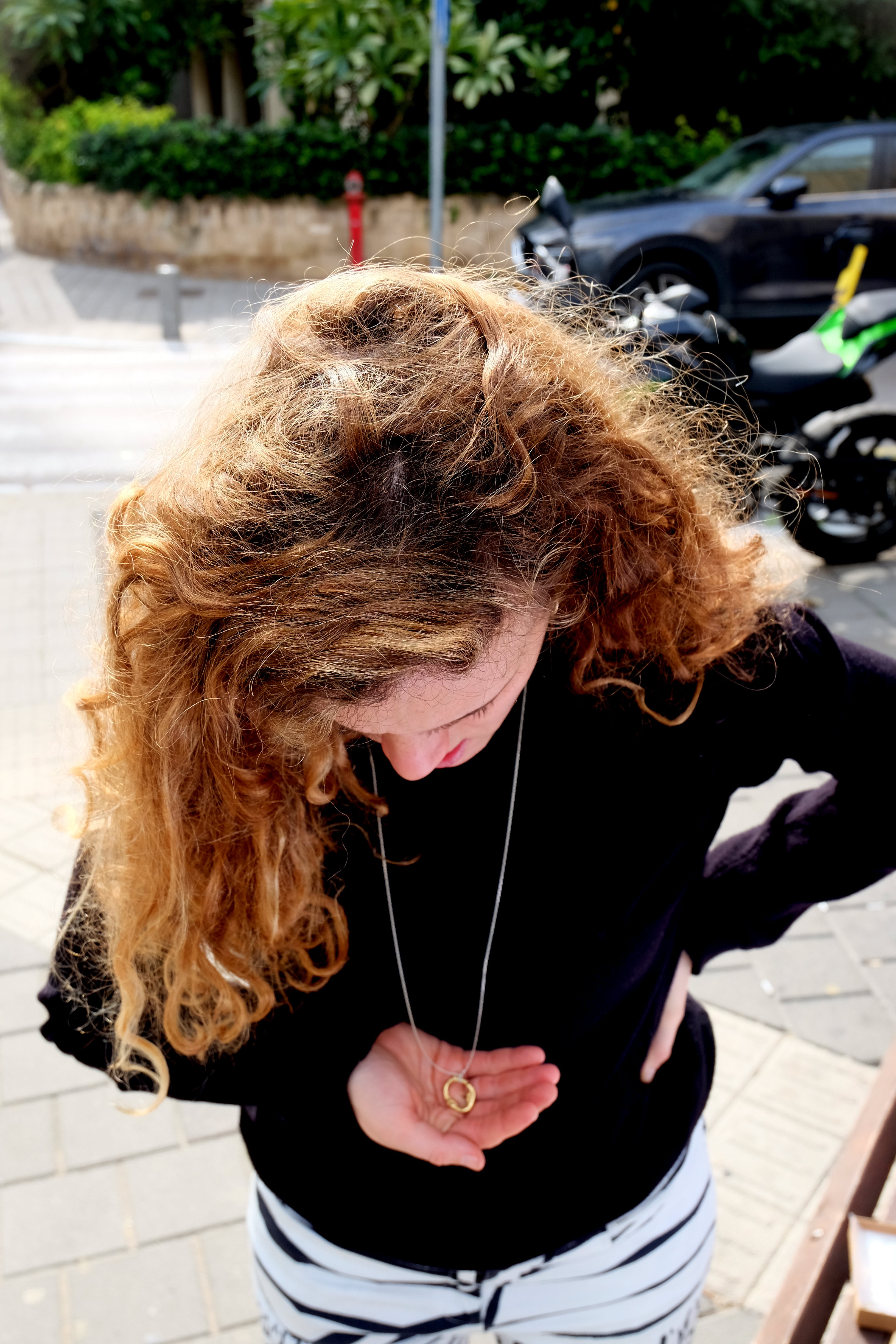 liquid frame necklace