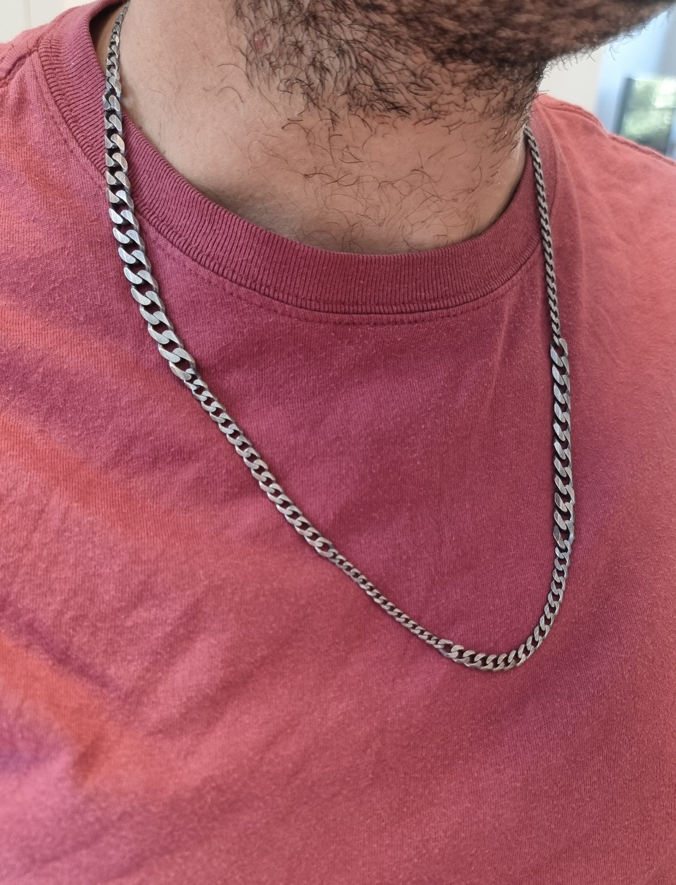 CHAIN REACTION NECKLACE