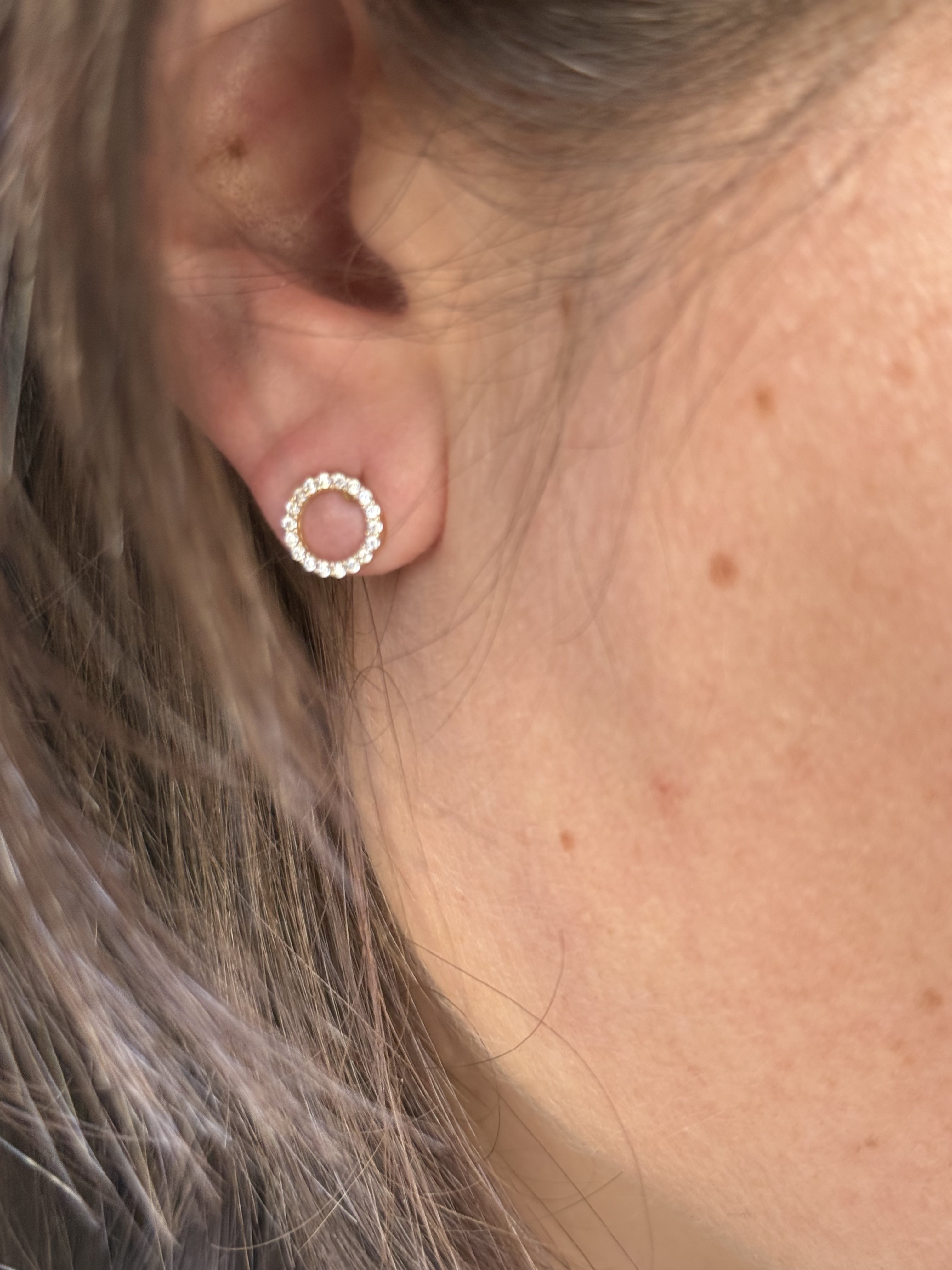 14K GOLD CIRCLES