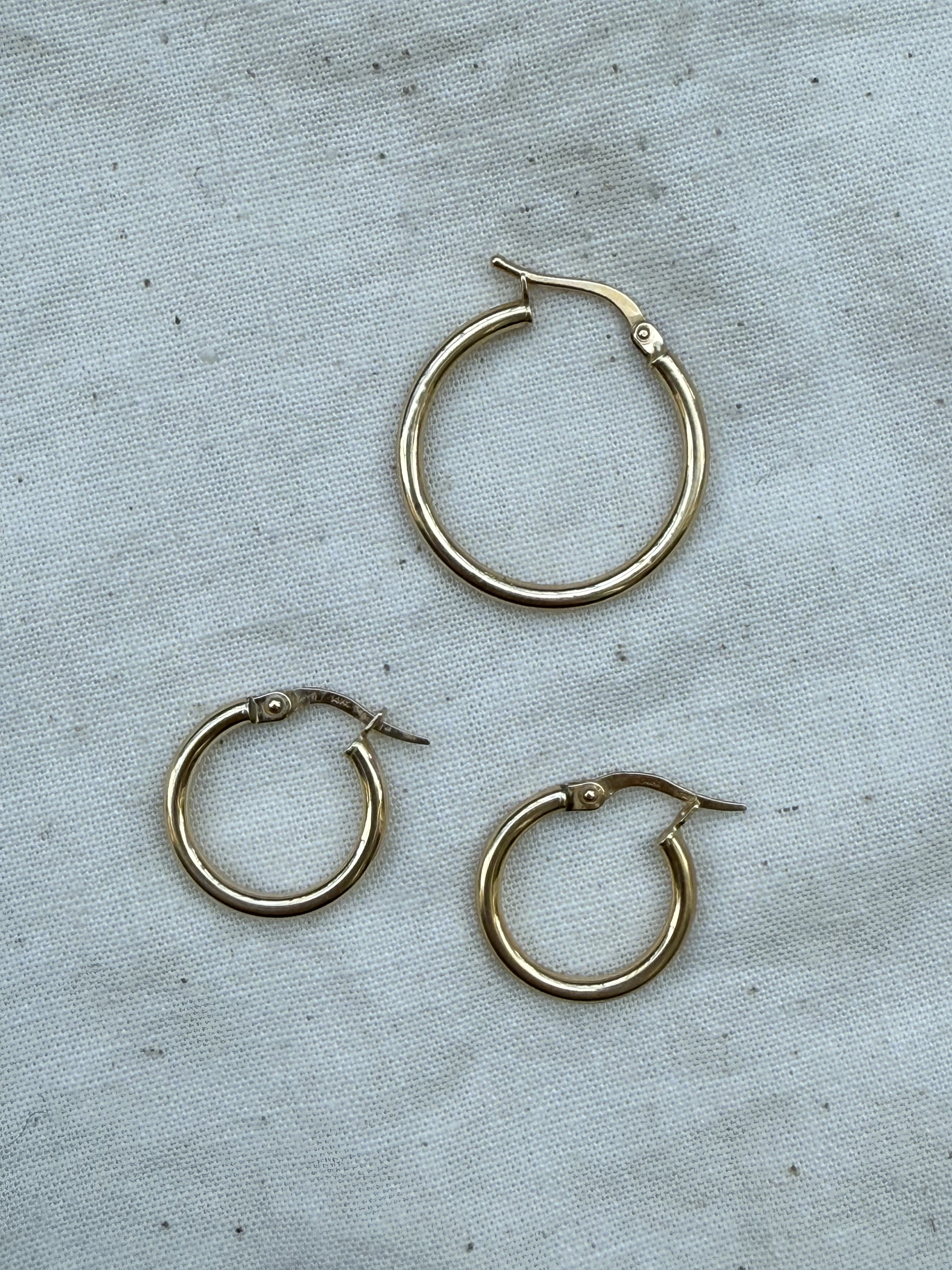 14K GOLD HOOPS SET