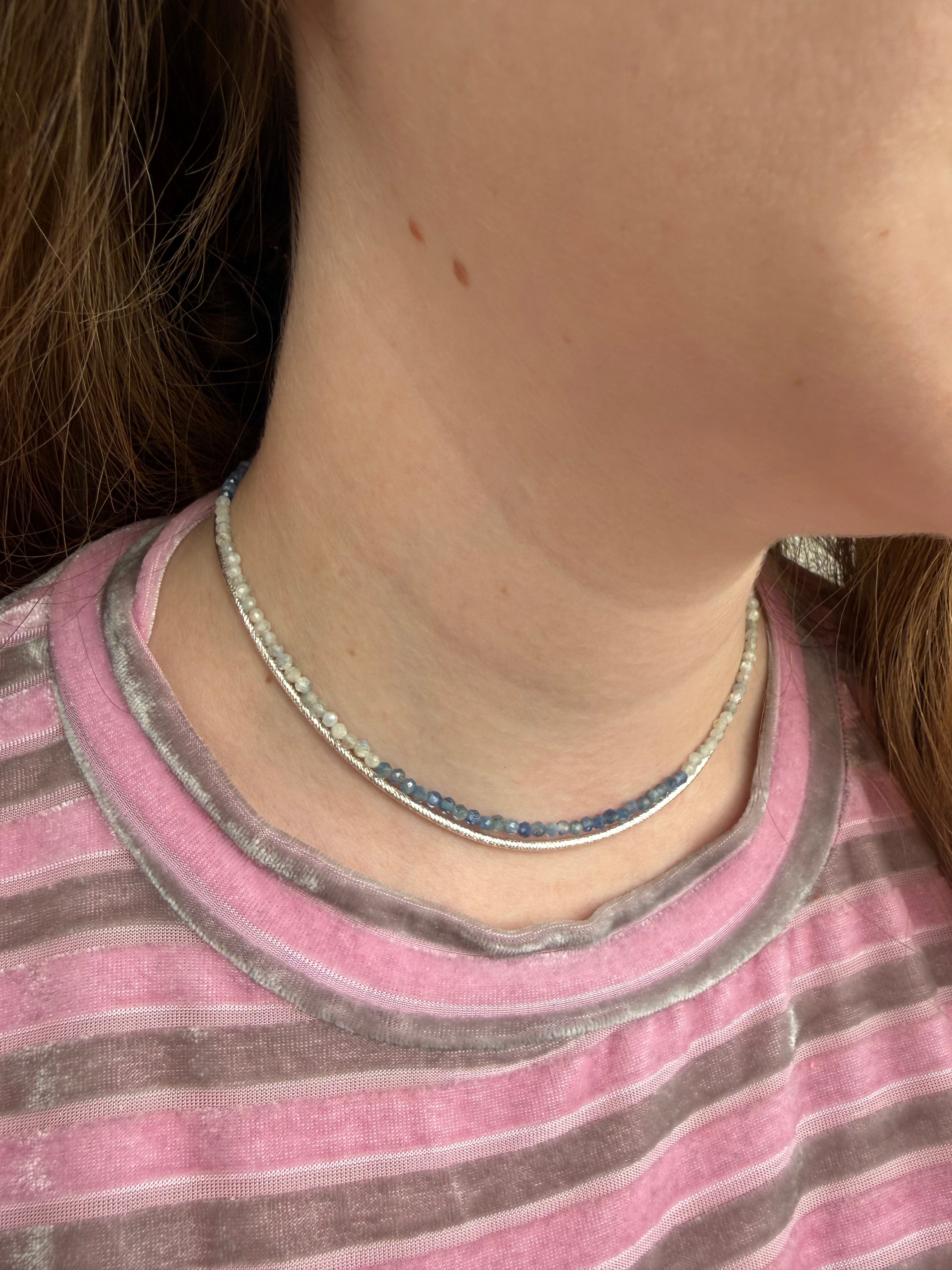 שרשרת נגיעת צבע