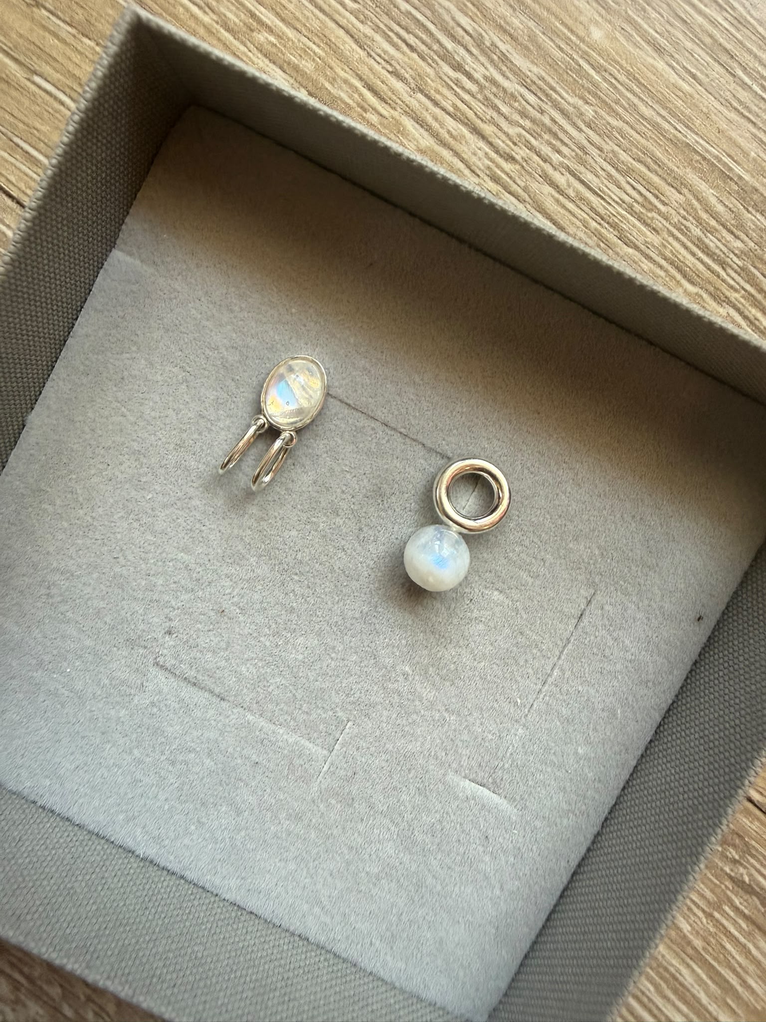 BLUSH EARRING- SILVER