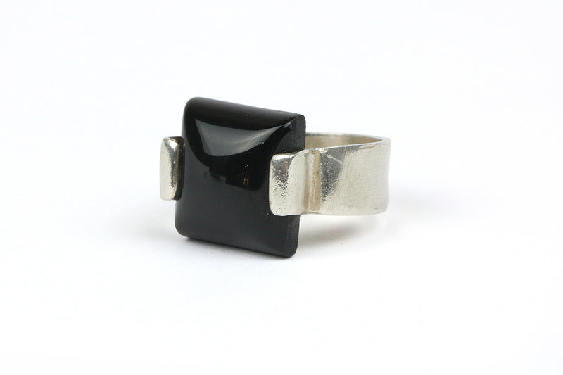 Square Root Ring