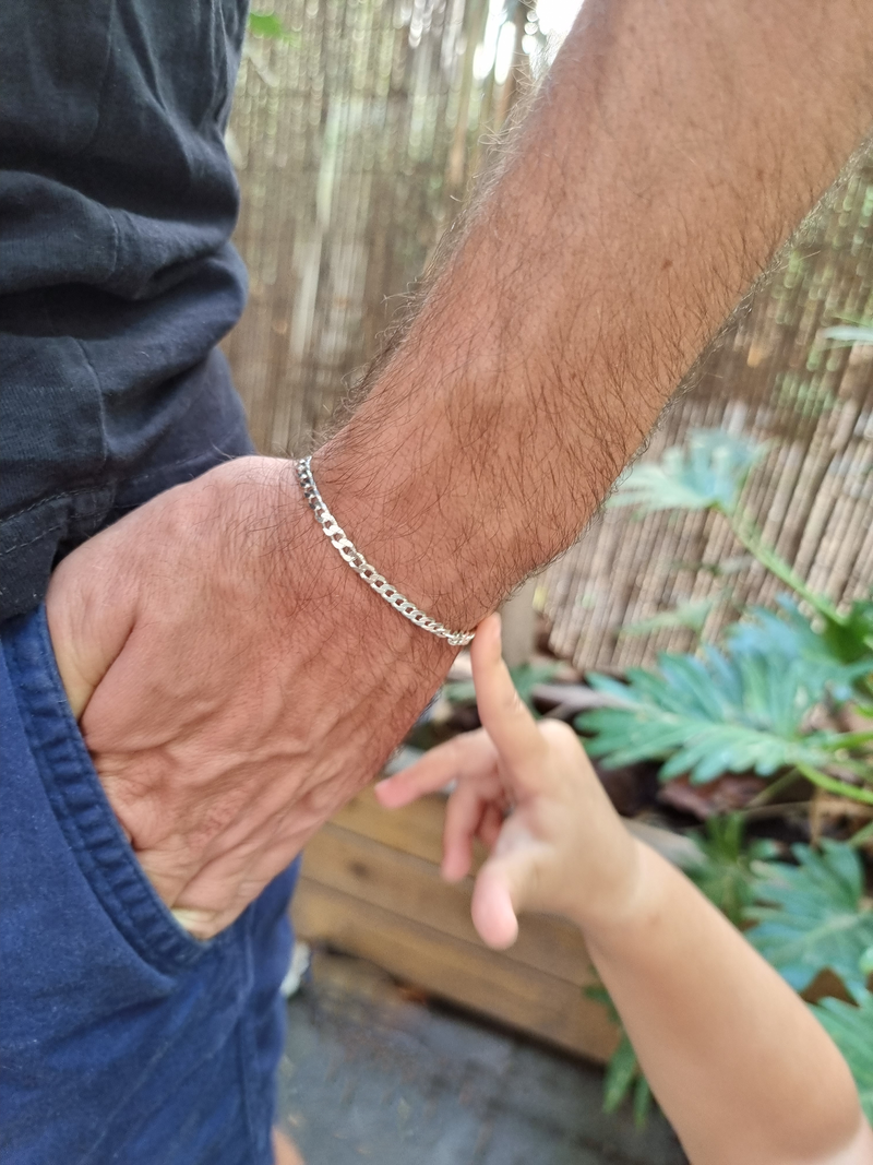 Basic Bro bracelet