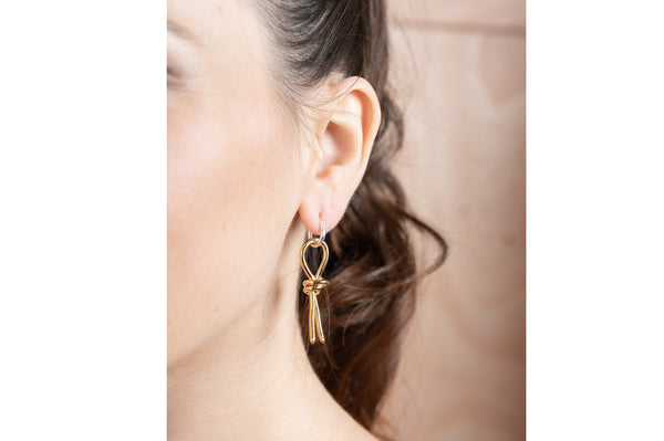 kesher earrings